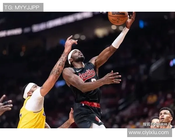 开拓者队霍勒迪、夏普和格兰特伤情更新,备战NBA杯打勇士队比赛 开拓者队霍勒迪、夏普和格兰特伤情更新,备战NBA杯打勇士队比赛