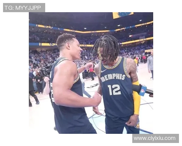 😑莫兰特加时抢断后不上篮原地等人 最后惨遭迎面绝杀