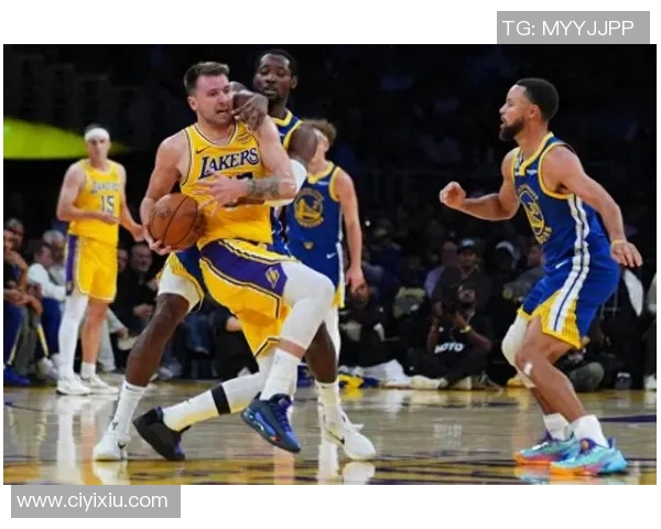 国王124-112大胜湖人，詹姆斯22分东契奇空砍42分难救主