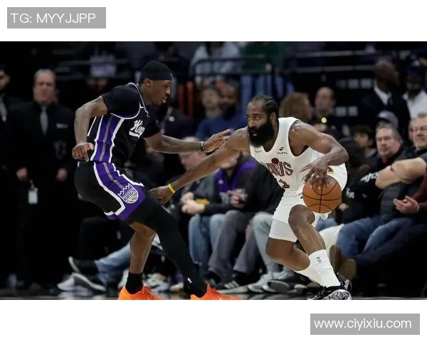 哈登首秀骑士险胜国王，哈登末节连续干进三分助球队取胜